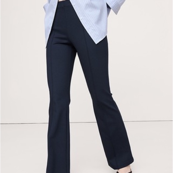 BANANA REPUBLIC NAVY FLARE EVERYWHERE PONTE PULL-ON PANT XL TALL - Picture 2 of 10